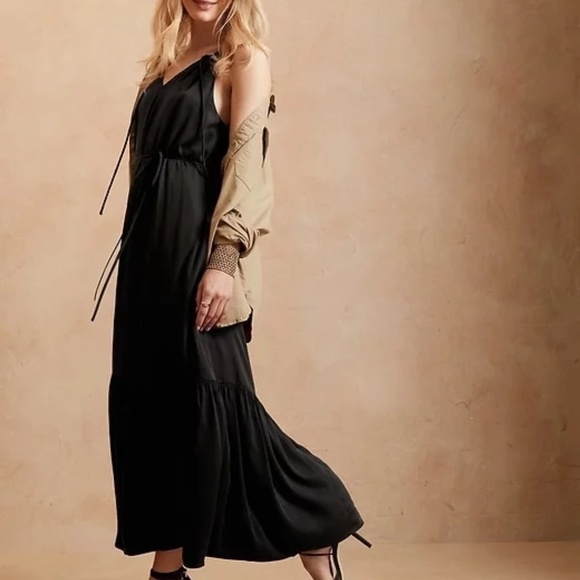 Banana Republic Halter Flouncy Maxi Dress in BLACK NWT - Picture 8 of 8